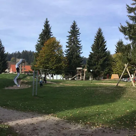 Gemuetliche 1z In Mit Balkon, Schwimmbad, Sauna, Fitness شقة *